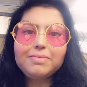 Meet your Posher, Joelle